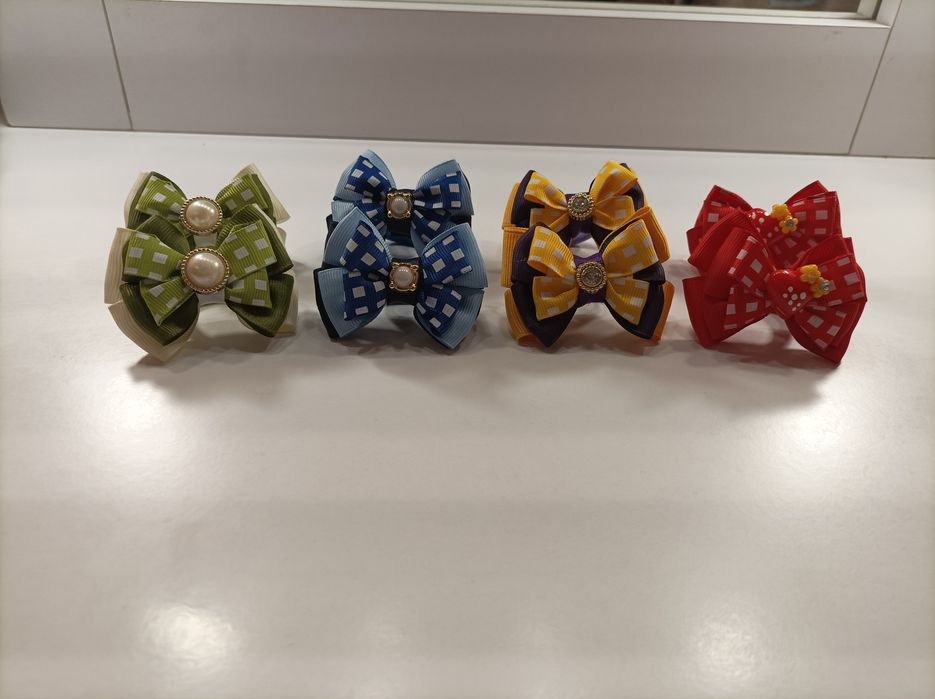 Бантики-резиночки для дівчаток на волосся