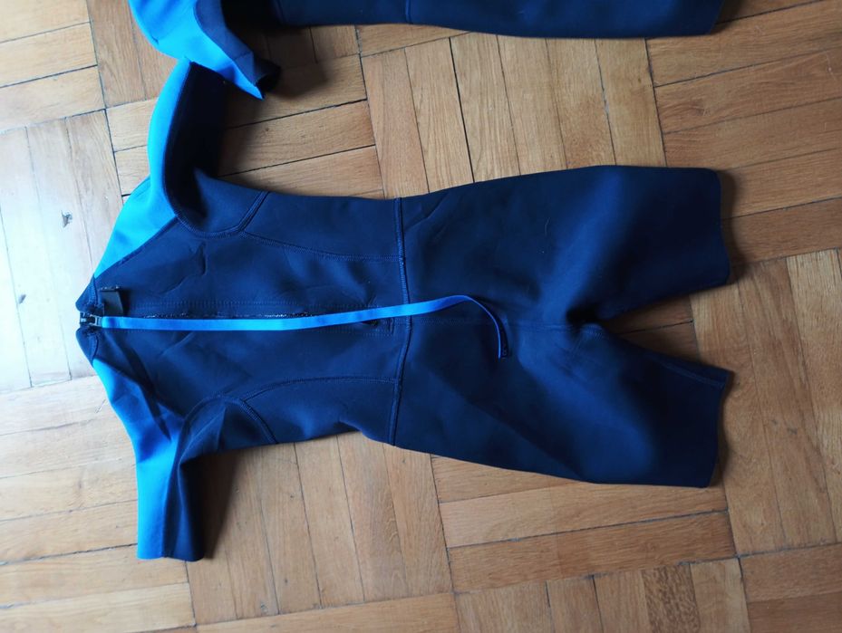 Krótka pianka surfingowa no lub na basen do pływania z neoprenu 1,5