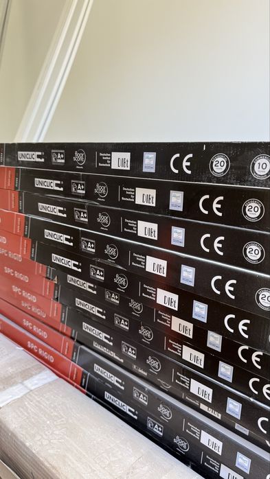 Pavimento vinilico Skuba Tah Mahal 60m2 (27 embalagens)