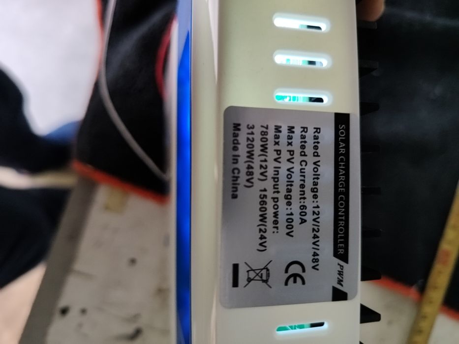 Солнечный контроллер 60А.