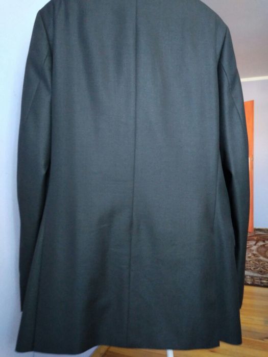Ładny garnitur na 188/104/90 Bytom classic