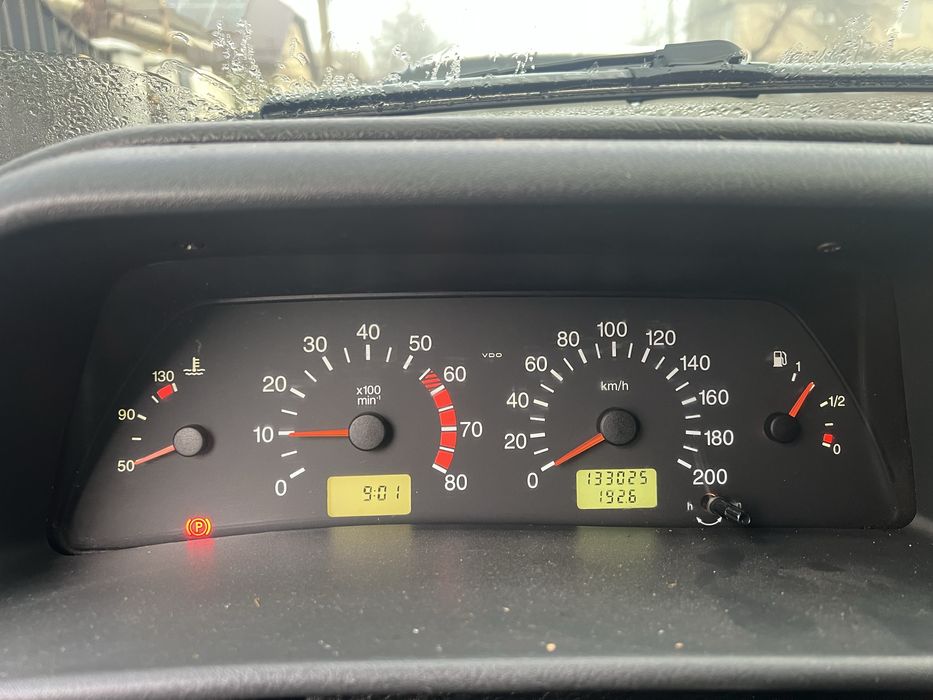 Продам ваз 2115 2001 год