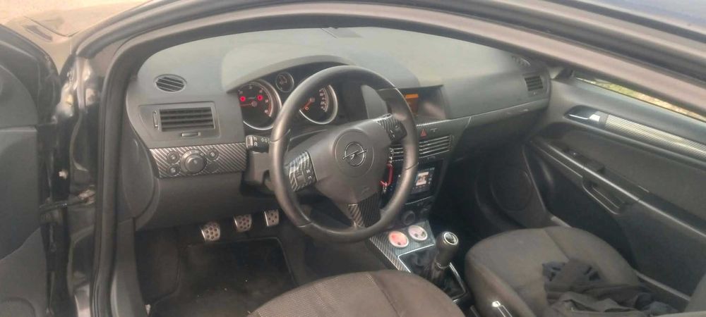Vendo Opel astra H 1.3cdti Gtc