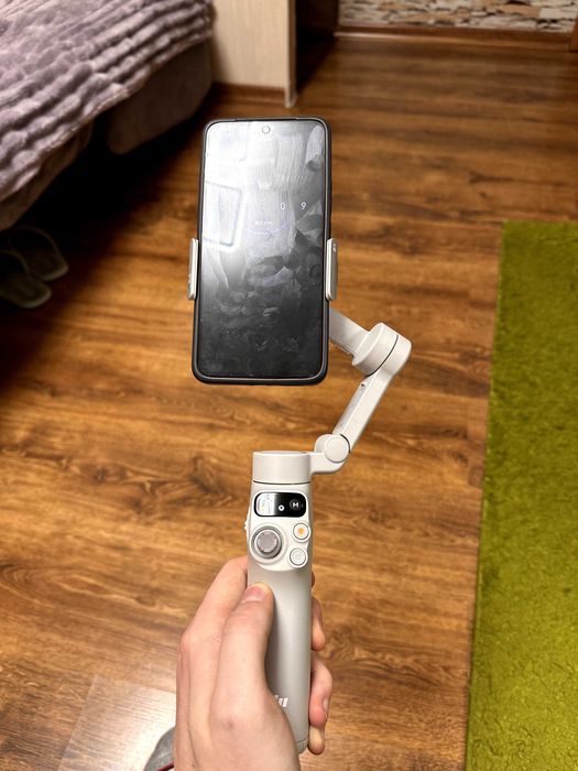 Стабілізатор для смартфону DJI OSMO MOBILE 7