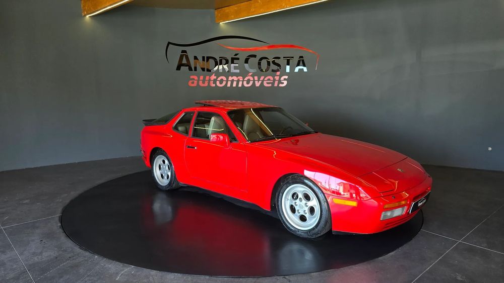 Porsche 944 Turbo S