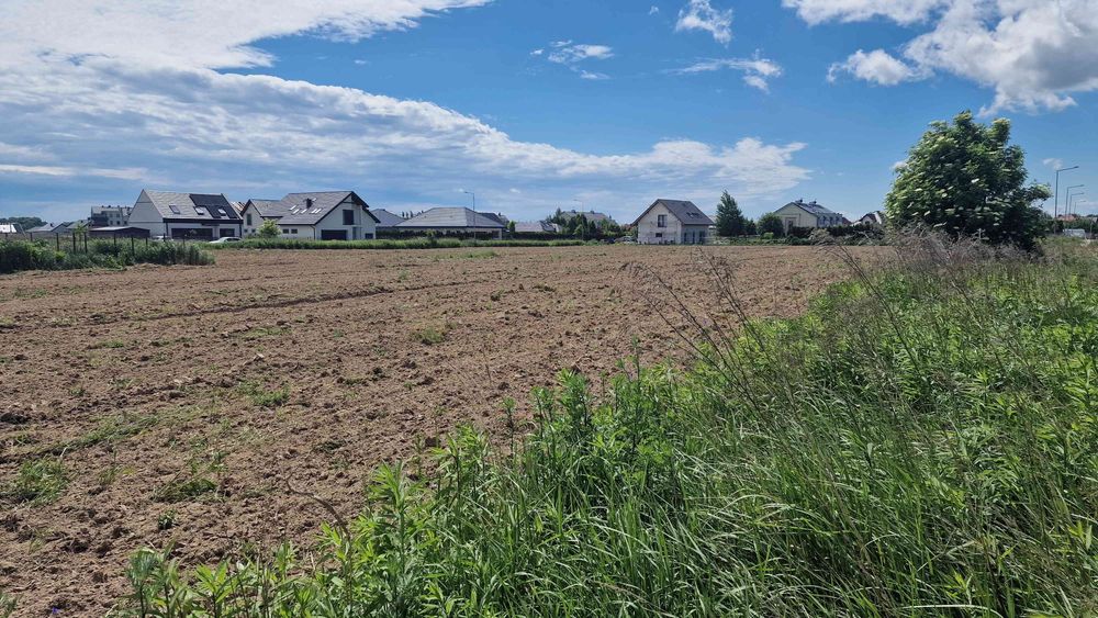 Sprzedam działkę budowlaną Oleśnica Rataje - Widok 2