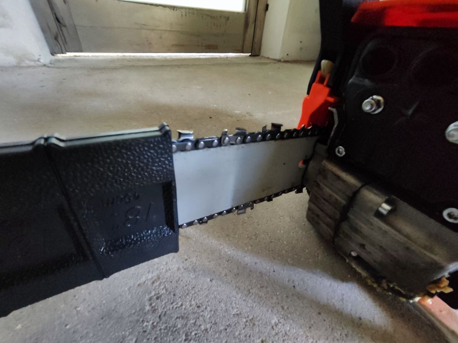 Vendo motoserra como novo