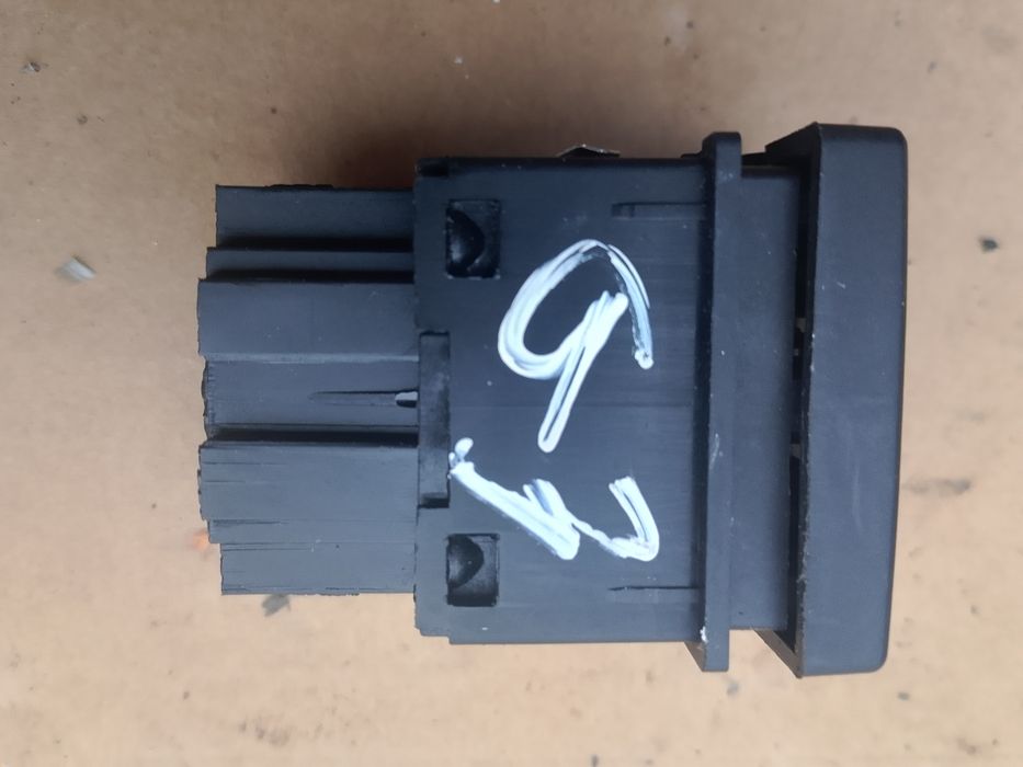 Przełącznik otwierania dachu  VW Volkswagen Golf 3 lift cabrio 1E0959727
