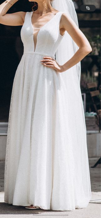 Продам весільну сукню