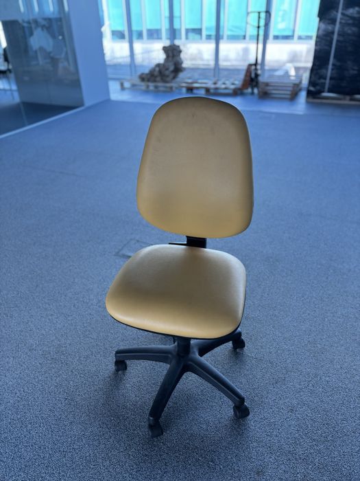 Cadeiras de Escritorio Amarelas
