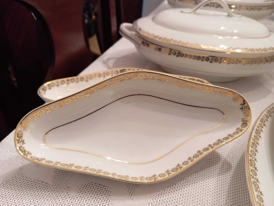 Serviço Jantar Vista Alegre 74 peças