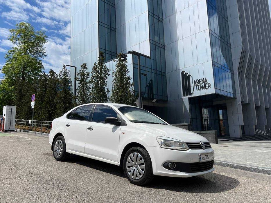 Volkswagen Polo 2012 1.6 газ/бенз