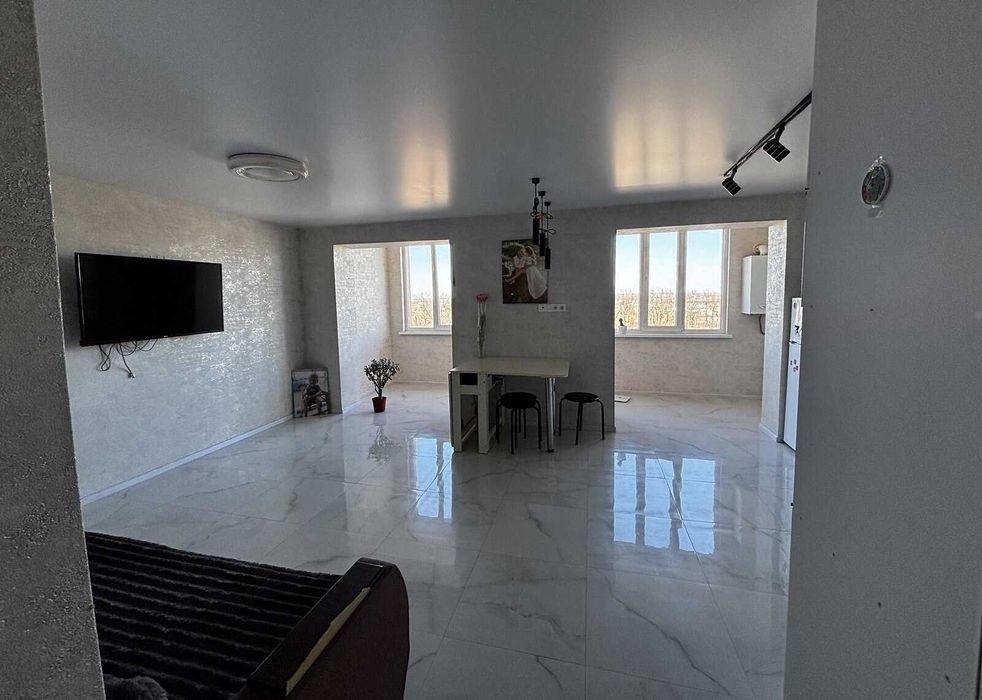 Продається 2к квартира в ЖК Сімейний Comft.