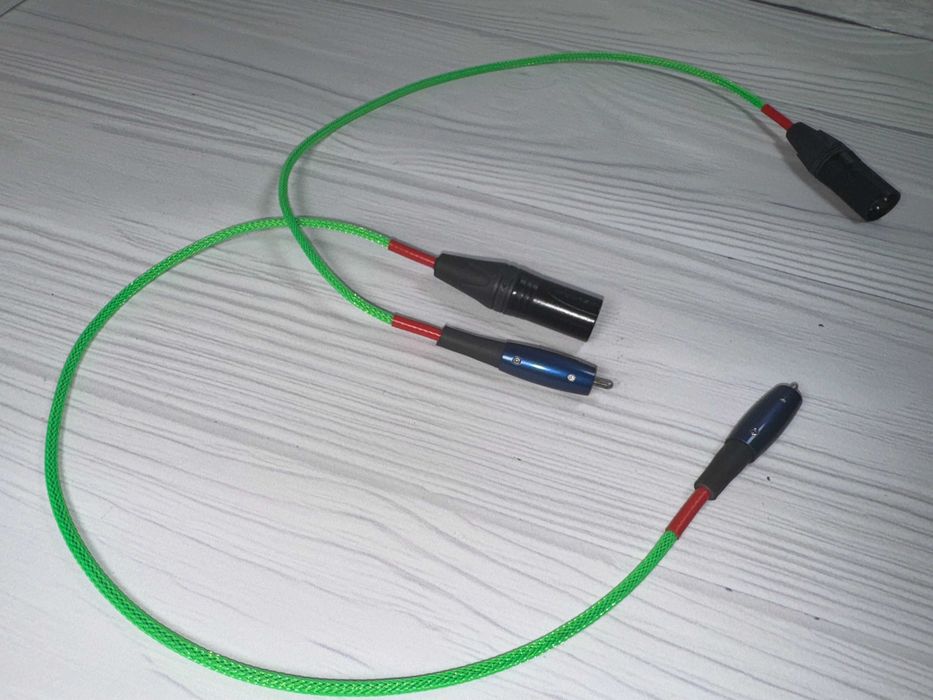 Cabo para subwoofer AudioQuest Husky | Interconexão Balanceada RCA para XLR