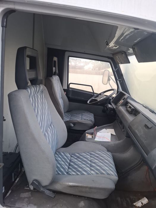 Mercedes MB100d Roulote Bar