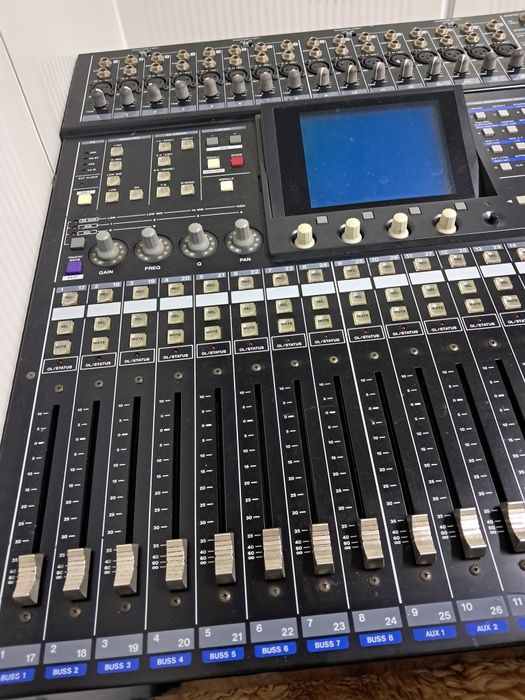 Mikser cyfrowy  tascam DM-24 mikser muzyczny