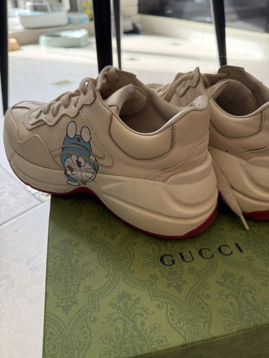 Продам кросівки Gucci