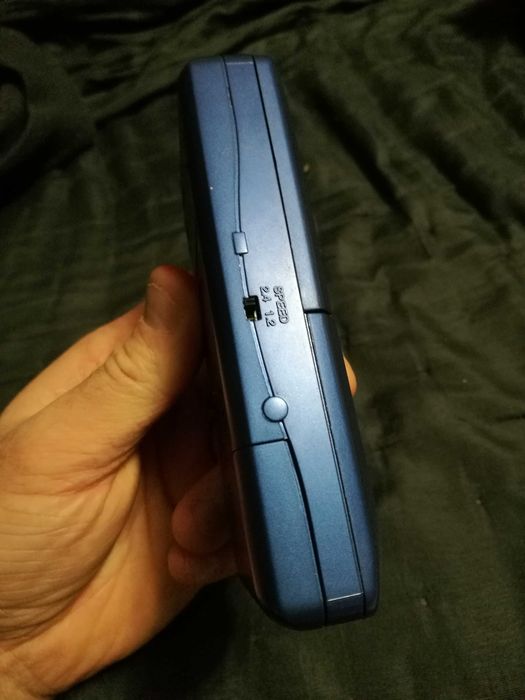 Синій диктофон Olympus