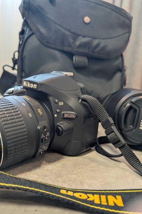Продам фотоапарат Nikon D5200
