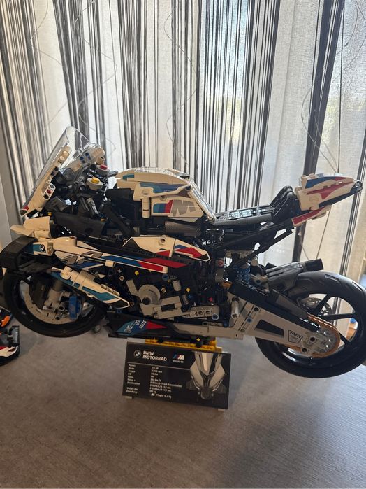 Конструктор Technic BMW M 1000 RR 42130 Новий Мотоцикл Новый Lego Лего