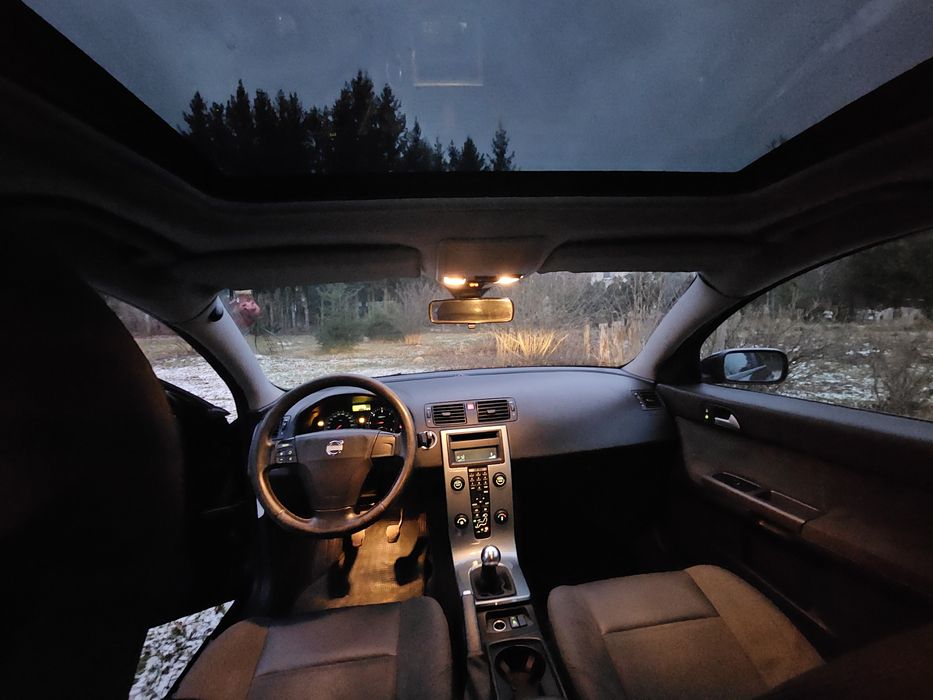 Volvo V50 2004 рік 2.0 дизель для військових