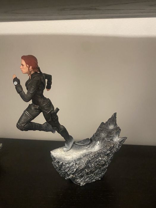 Bonecos Marvel, IRON STUDIOS