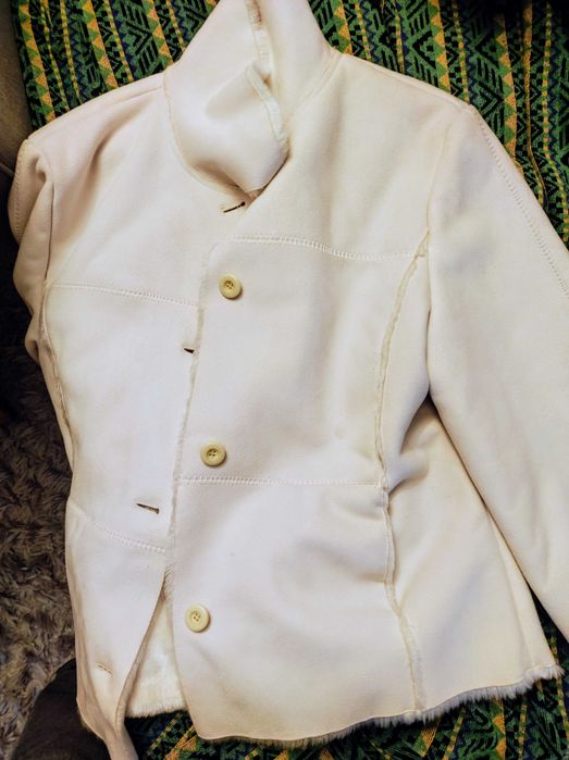 Kożuszek sztuczny bialy damski jak prawdziwy