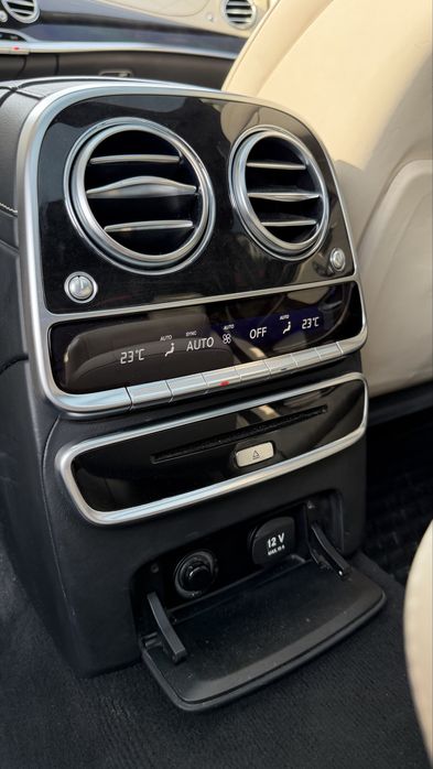 Офіційний Mercedes-Benz W222 S500 LONG 4Matic 2013 р V8 4,7 7G-Tronic