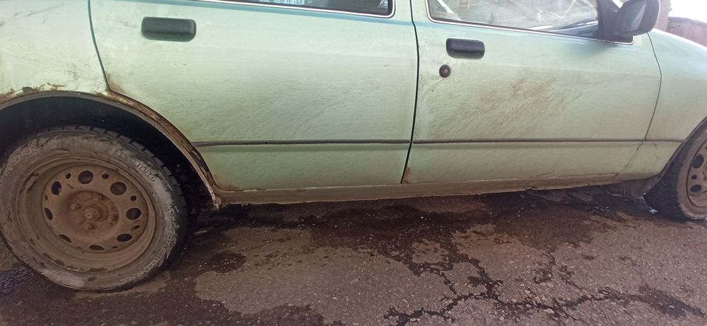 Продам Ford sierra.