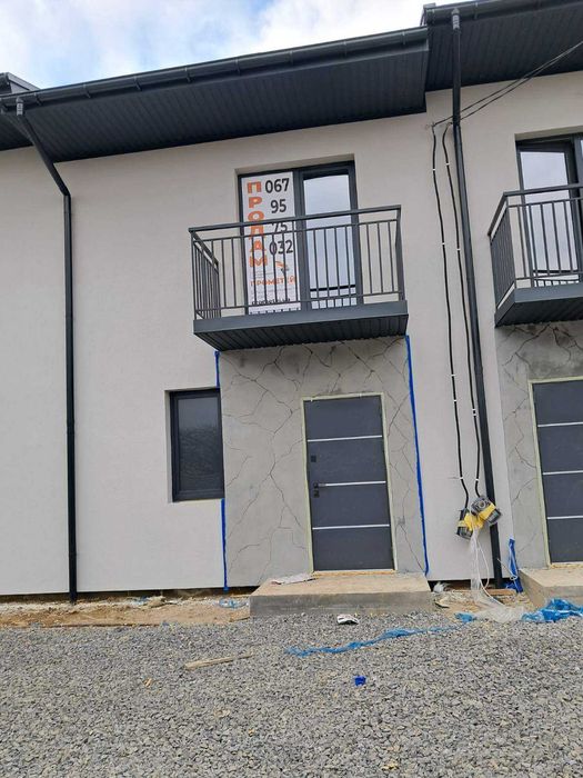 Продається туанхаус в Якушинцях