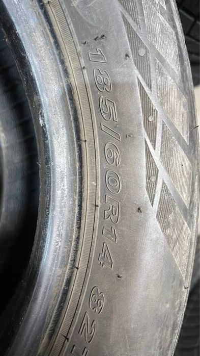 Пара зимової гуми 185/60/14