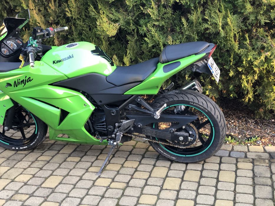 Kawasaki Ninja 250/125
