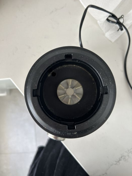 Liquidificador sem copo Tristan