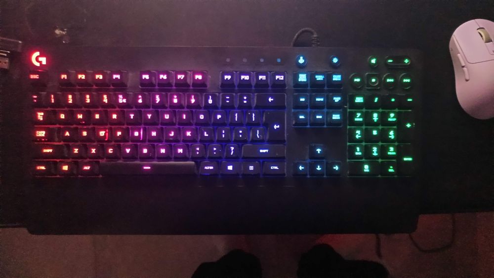 Klawiatura Logitech G213