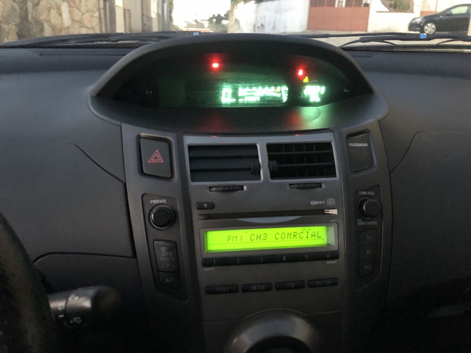Toyota yaris 1.4 D comercial