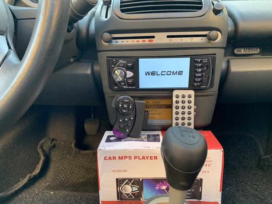 Rádio Universal Auto 1Din -Pode ver GPS/ Youtube/ Waze etc Com Micro pada Chamadas/ Bluetooth NOVO