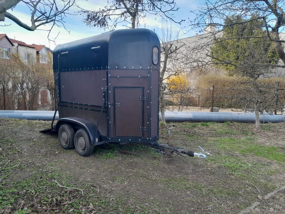 Koniowóz przyczepa jednokonna