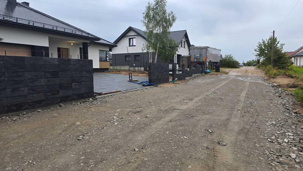 Budowa domów, stany surowe