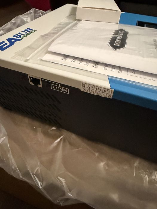 Продам новий гібридний інвертор Easun Power SMH-II-2.2K Wifi