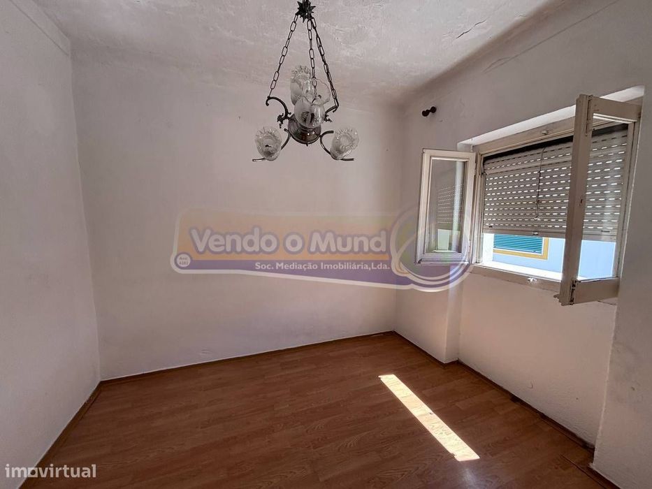 Moradia T2 + 1 em Mora (MOR104)