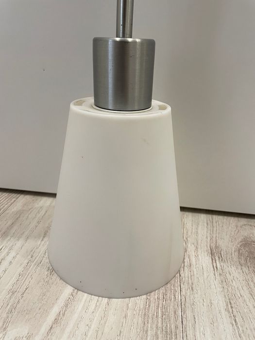 Candeeiro de teto Januari IKEA.