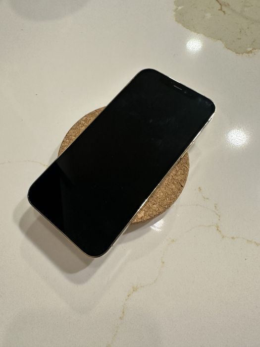 APPLE Iphone 12 Pro + oferta Capa verde