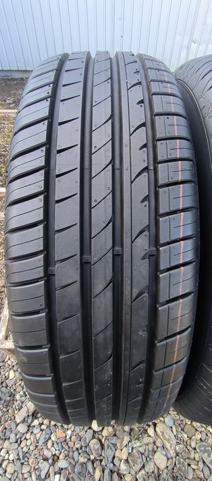 Резина 215.70.R16.Ціна вказана за 1 шт.