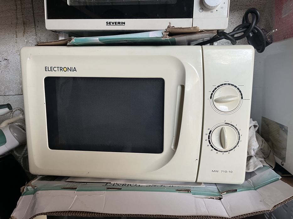 Мікрохвильовка Samsung