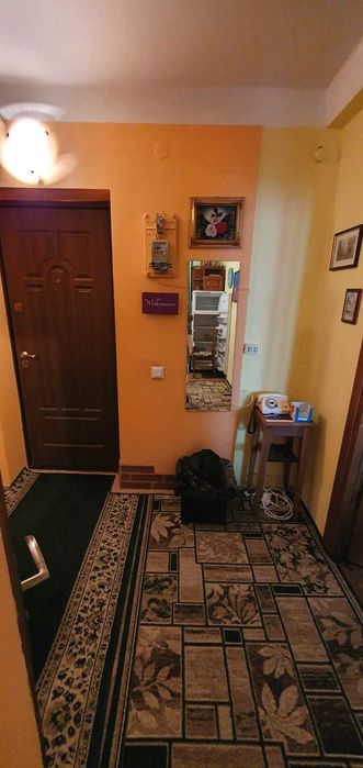 Продаж 1км. квартири Наукова ( Симоненка) 35м2