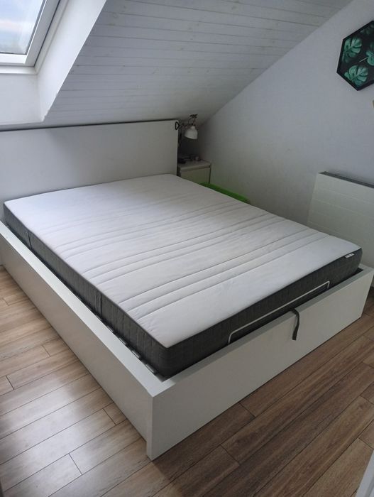 Łóżko i szafki nocne IKEA Malm 160x200 z pojemnikiem