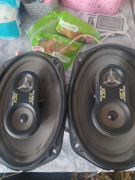 продам динамики в машину