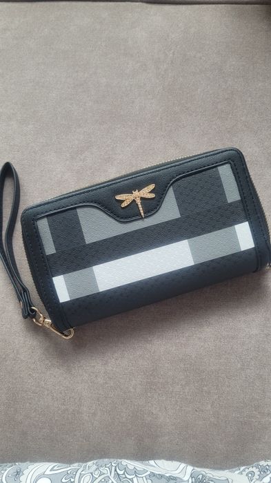 Nowy portfel damski zamek przegroda krata czarny