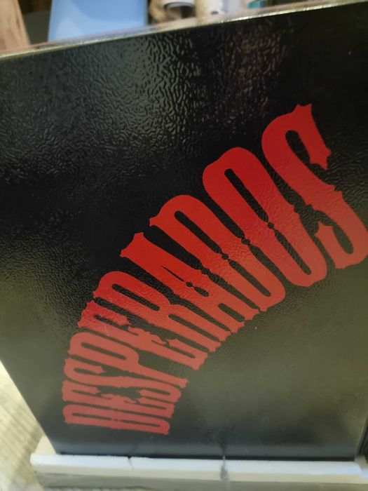 Unikatowa witryna chłodnicza.