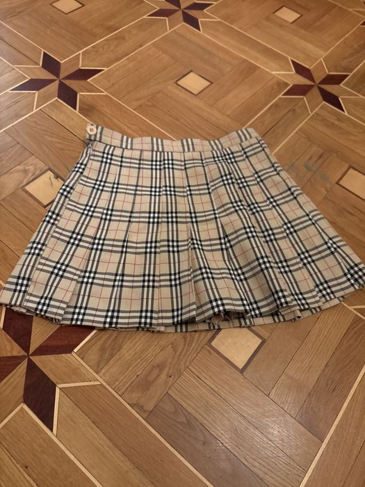 Спідниця з шортами типу Burberry
